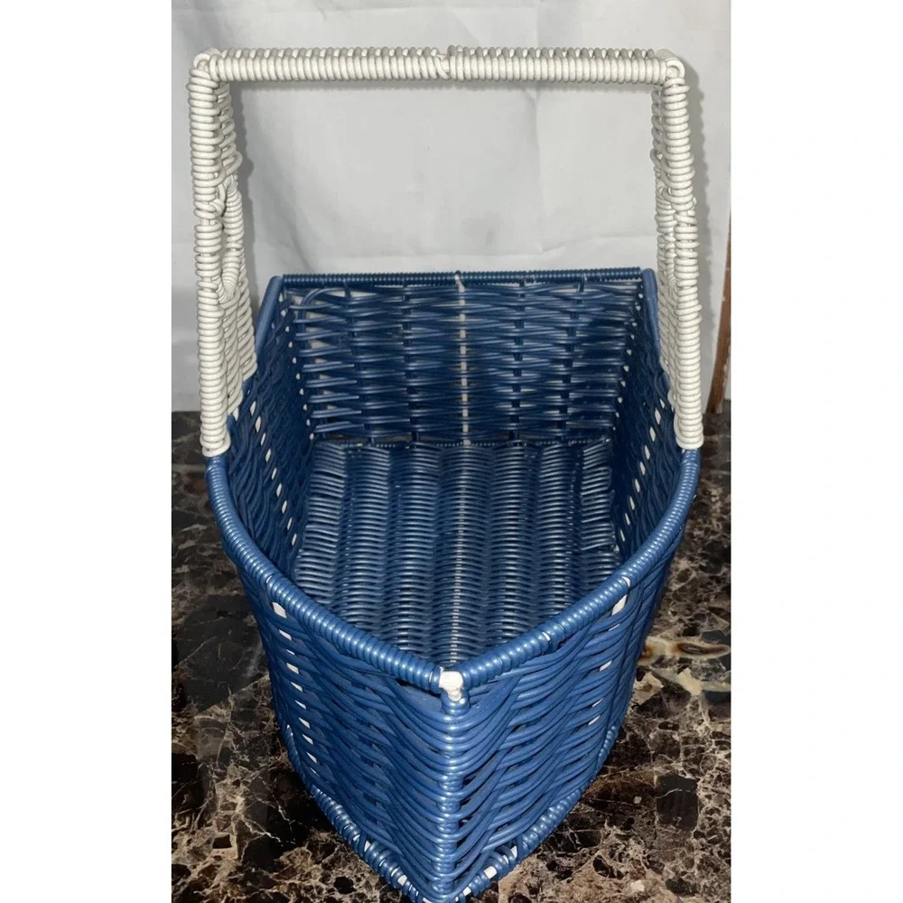 TUG BOAT SHAPED SERVING BASKET With HANDLE SUMMER BEACH LAKE NAUTICAL Blue Gray - Picture 2 of 9